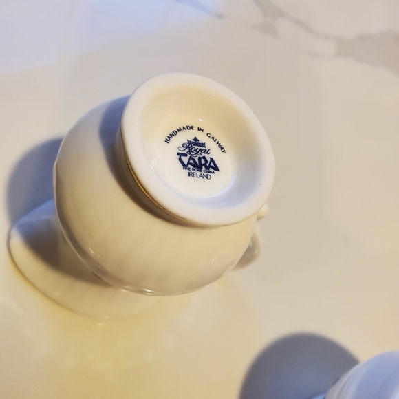 Royal Tara mini creamer and sugar bowl, made in Galway Ireland, Bone China - Picture 7 of 10